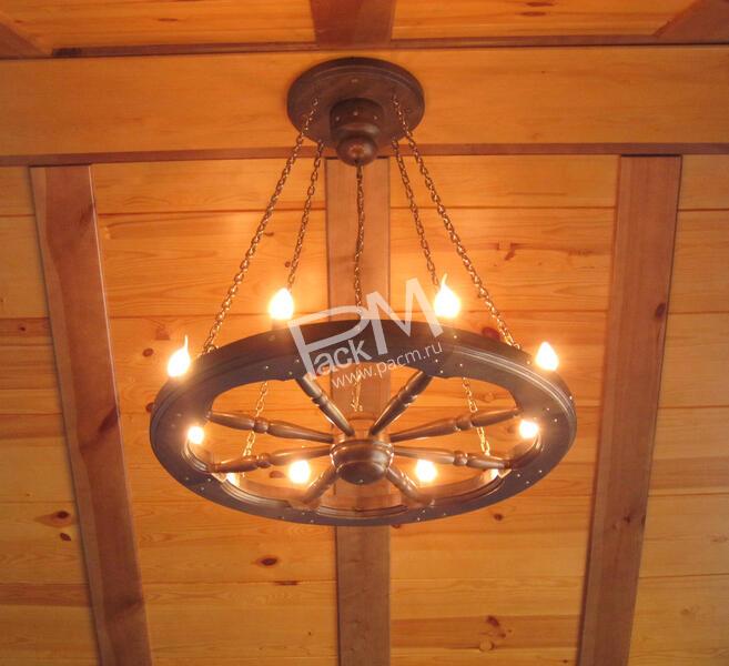 Люстра из дерева «Колесо»